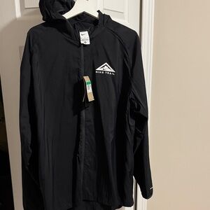 Nike Trail Black Hooded Jacket - Xl